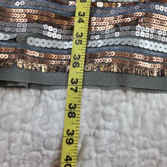 Chelsea and violet sequin dress - Picture 4 of 6